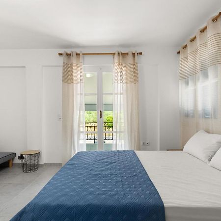 Nikolas Apartments Stoupa Lévktron 외부 사진